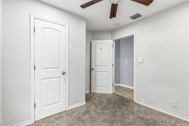 105 El Fledo, San Antonio, TX 78210