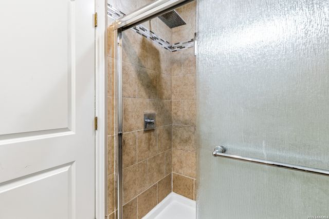105 El Fledo, San Antonio, TX 78210