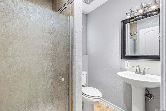 105 El Fledo, San Antonio, TX 78210