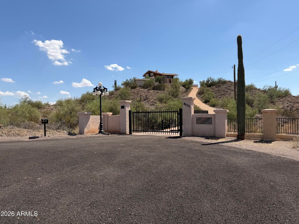 8011 E Redberry --, Mesa, AZ 85207 — photo 4