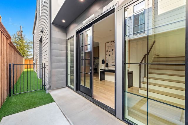 3936 Hawthorne Avenue, Dallas, TX 75219