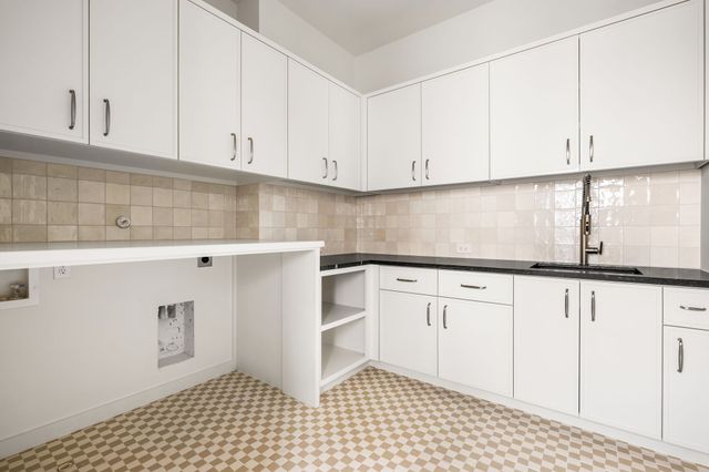 3936 Hawthorne Avenue, Dallas, TX 75219