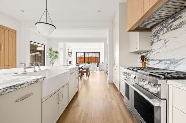 3936 Hawthorne Avenue, Dallas, TX 75219