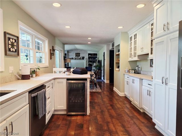 3753 Jaycox Road, Avon, OH 44011