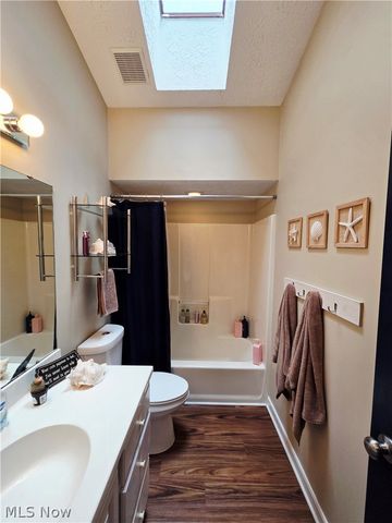 3753 Jaycox Road, Avon, OH 44011