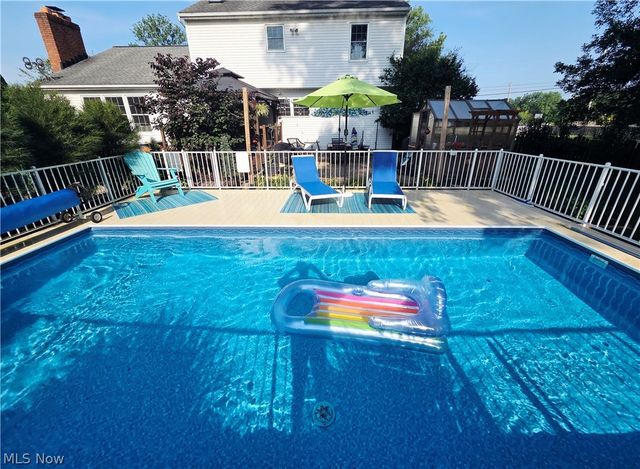 3753 Jaycox Road, Avon, OH 44011