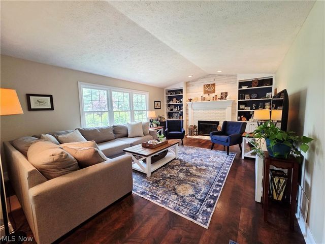 3753 Jaycox Road, Avon, OH 44011