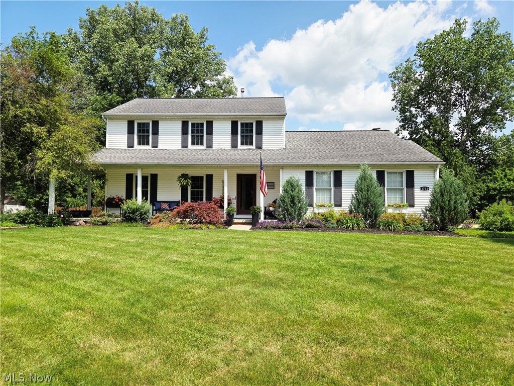 3753 Jaycox Road, Avon, OH 44011