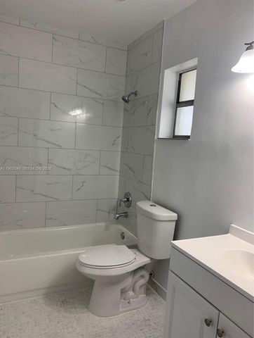 7505 SW 82nd St 306, Miami, FL 33143