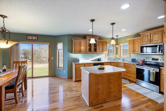 21331 Queen Court NW, Elk River, MN 55330