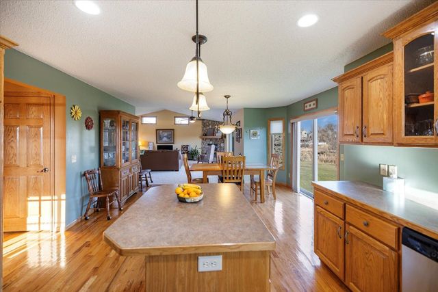 21331 Queen Court NW, Elk River, MN 55330