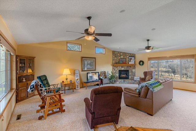 21331 Queen Court NW, Elk River, MN 55330