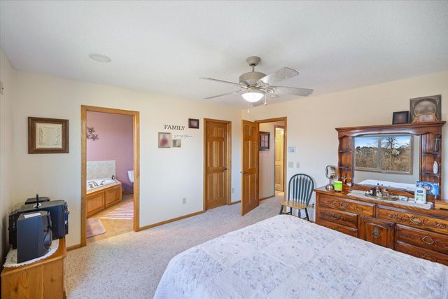 21331 Queen Court NW, Elk River, MN 55330