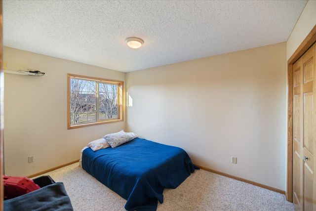 21331 Queen Court NW, Elk River, MN 55330