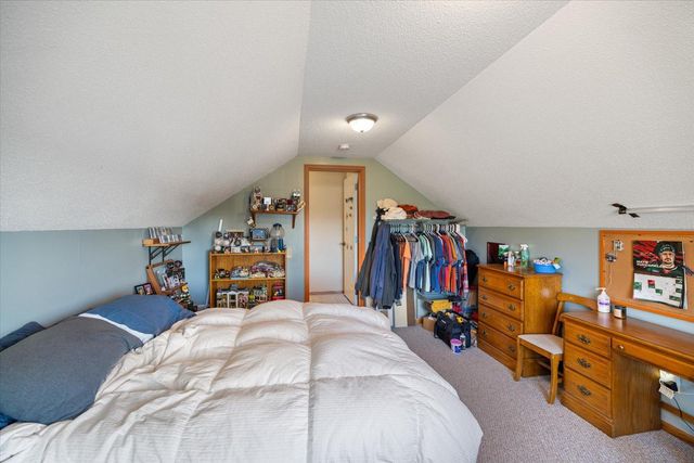 21331 Queen Court NW, Elk River, MN 55330