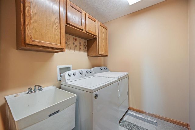 21331 Queen Court NW, Elk River, MN 55330