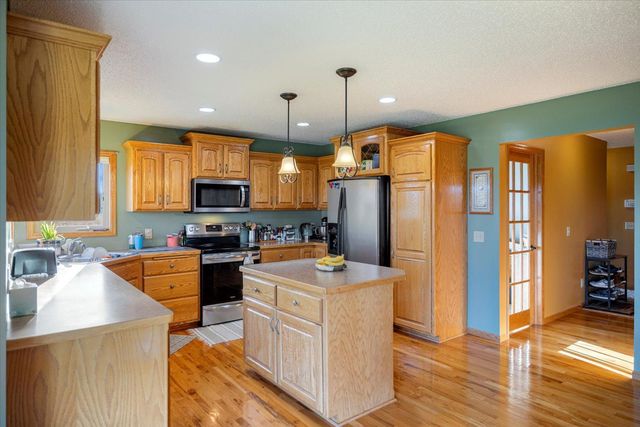 21331 Queen Court NW, Elk River, MN 55330