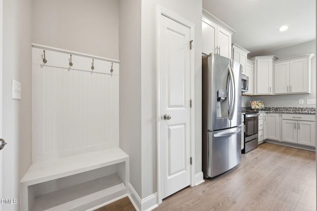 72 Sanford Lane, Dunn, NC 28334
