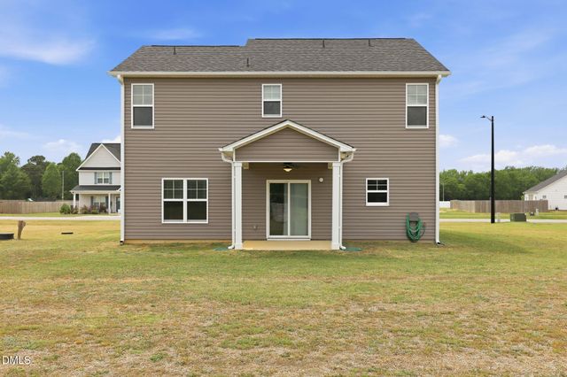 72 Sanford Lane, Dunn, NC 28334