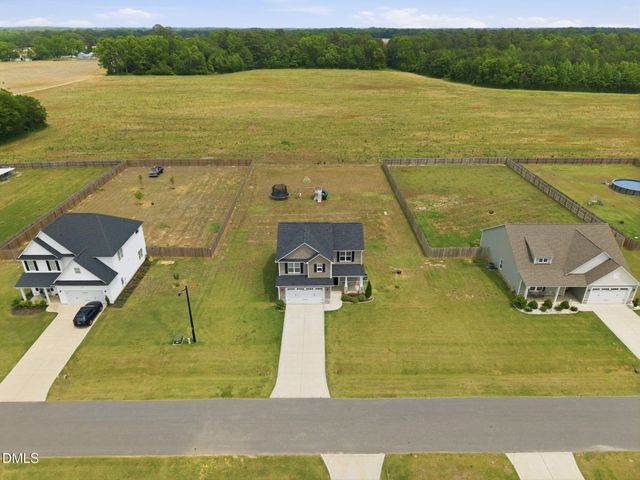 72 Sanford Lane, Dunn, NC 28334