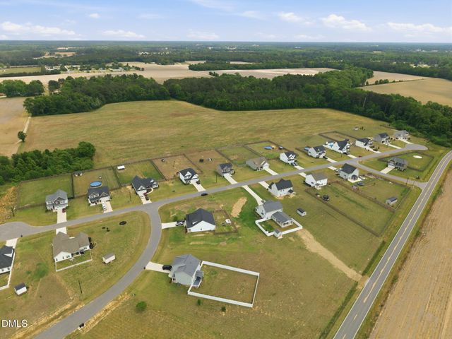72 Sanford Lane, Dunn, NC 28334