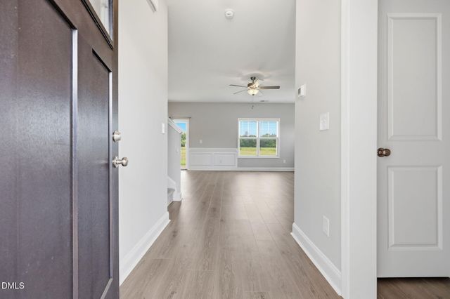 72 Sanford Lane, Dunn, NC 28334