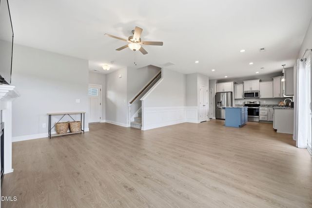 72 Sanford Lane, Dunn, NC 28334