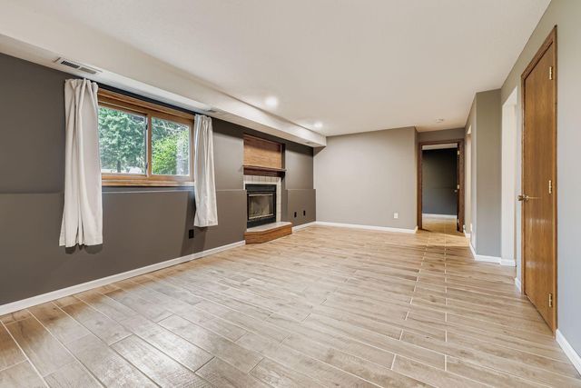 7611 Hilo Lane N, Forest Lake, MN 55025