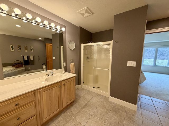 8727 Butterfield Highway, Bellevue, MI 49021