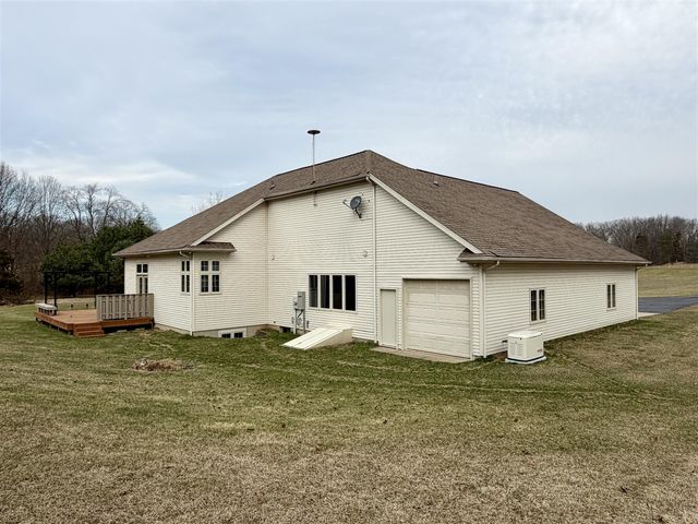 8727 Butterfield Highway, Bellevue, MI 49021