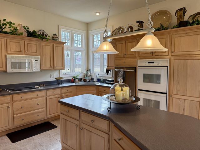 8727 Butterfield Highway, Bellevue, MI 49021