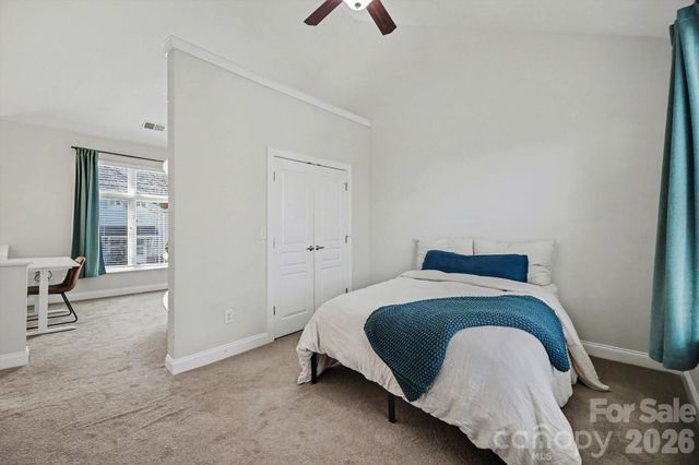 906 Garden District Drive, Charlotte, NC 28202