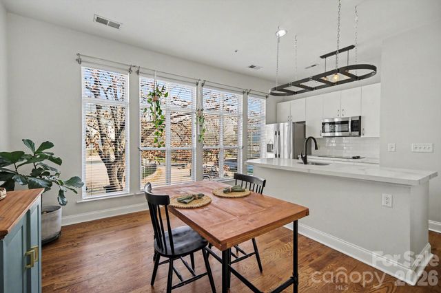 906 Garden District Drive, Charlotte, NC 28202