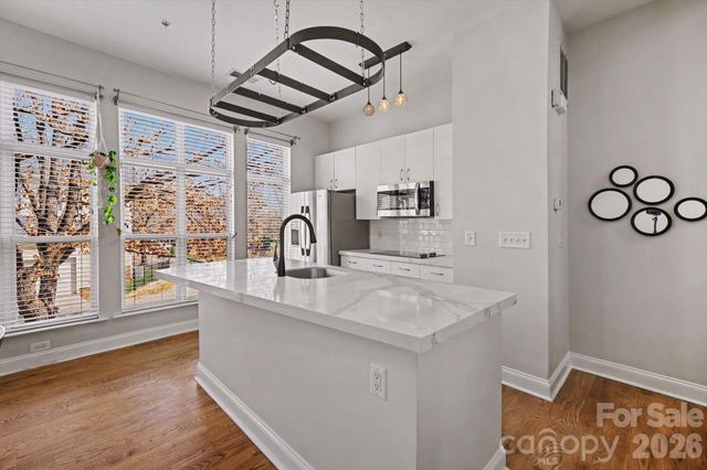 906 Garden District Drive, Charlotte, NC 28202