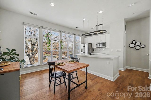 906 Garden District Drive, Charlotte, NC 28202