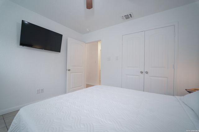 685 Ridgerock Dr, Canyon Lake, TX 78133