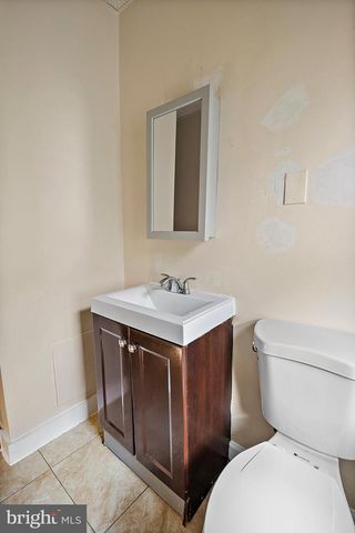 111 ADELINE ST, Trenton, NJ 08611