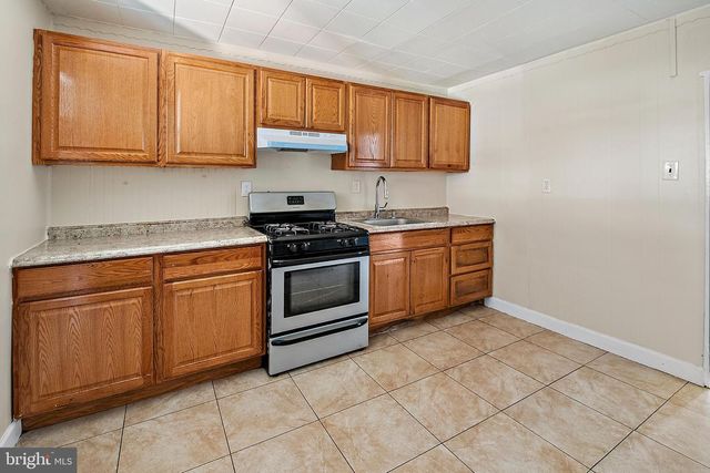 111 ADELINE ST, Trenton, NJ 08611