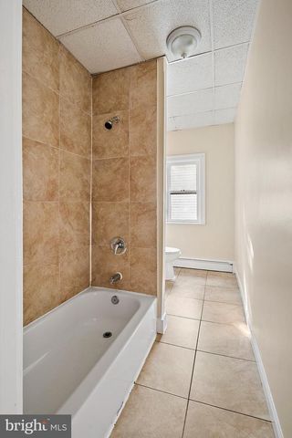 111 ADELINE ST, Trenton, NJ 08611