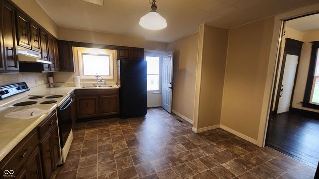 206 S 2nd Street, Kingman, IN 47952