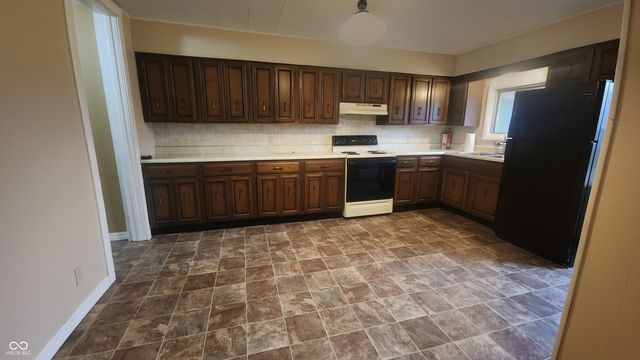 206 S 2nd Street, Kingman, IN 47952