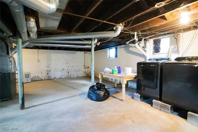 2304 Broad Street, Parkersburg, WV 26101