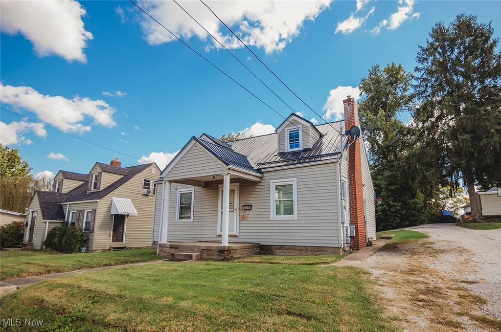 2304 Broad Street, Parkersburg, WV 26101