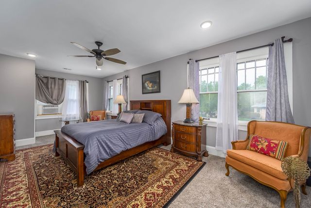 3907 E Douglas, Wichita, KS 67218