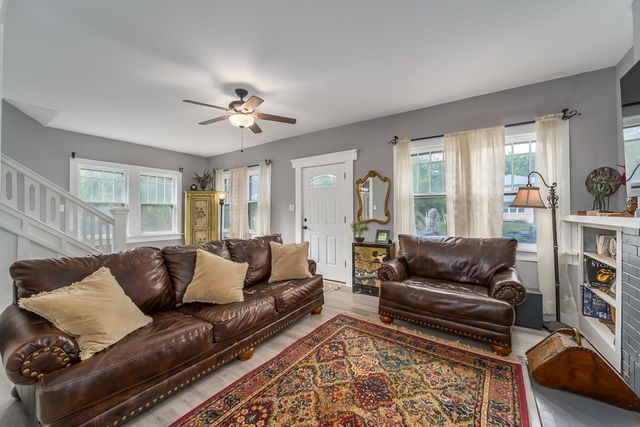 3907 E Douglas, Wichita, KS 67218