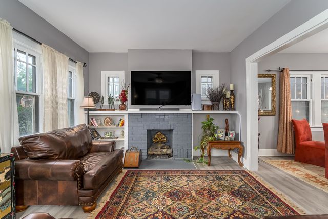 3907 E Douglas, Wichita, KS 67218