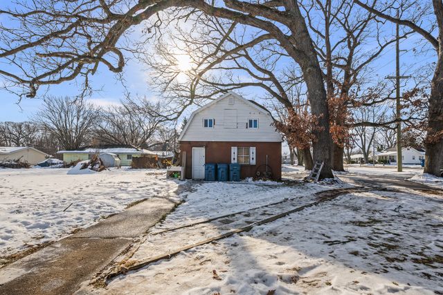 3202 Archer Drive, East Moline, IL 61244