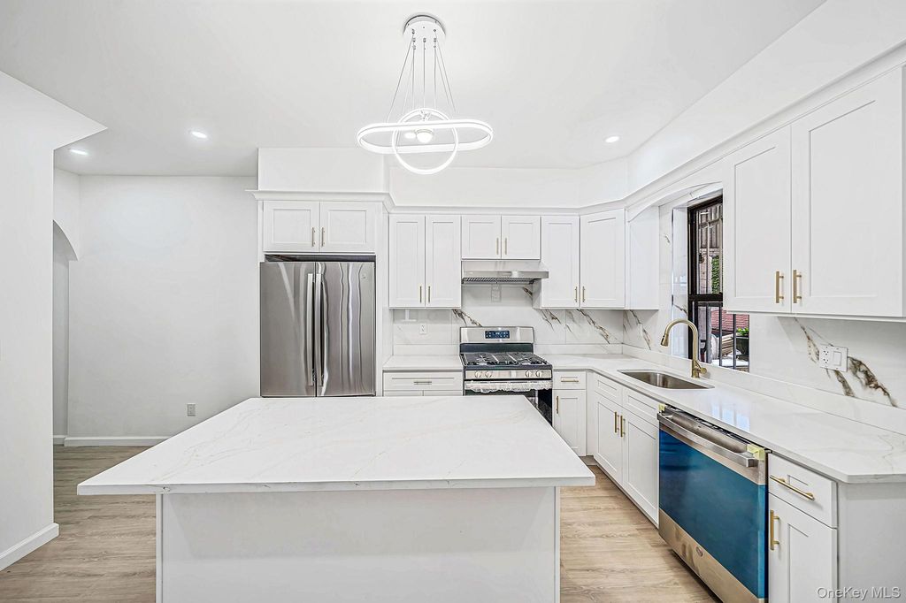 53 E 59th Street, Brooklyn, NY 11203 — photo 4