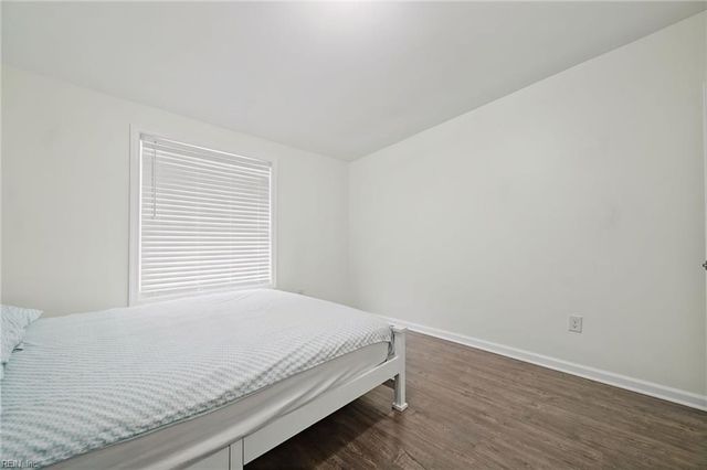 103 Tall Pine CIR, Yorktown, VA 23693