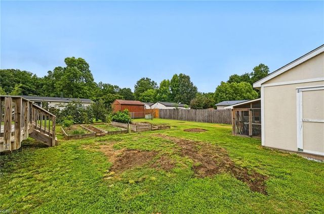 103 Tall Pine CIR, Yorktown, VA 23693